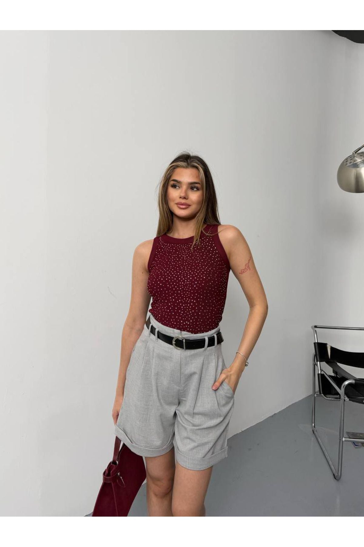 Halter Yaka Ottoman Kumaş Serpme Taşlı Crop Body Bluz